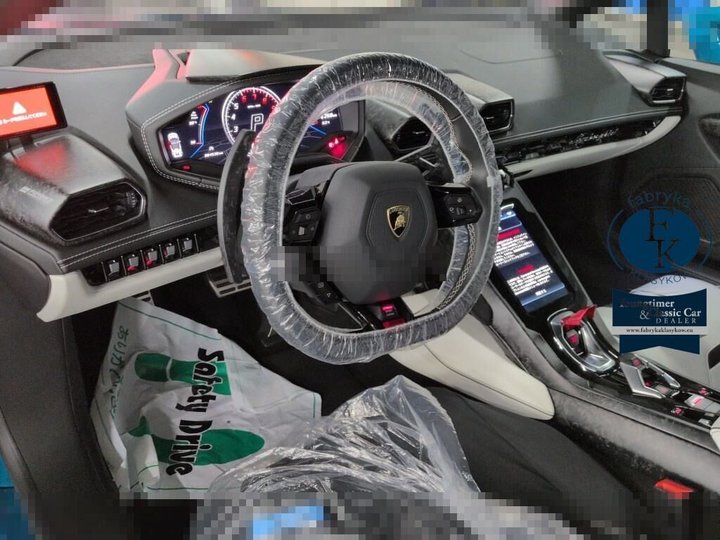 LAMBORGHINI HURACAN OP  EVO RWD SPYDER