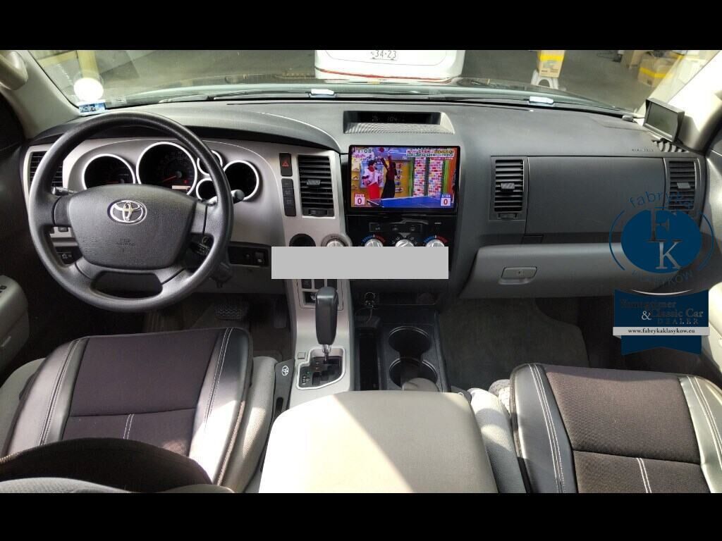 AMERICA TOYOTA TUNDRA 4D  CREWMAX SR5