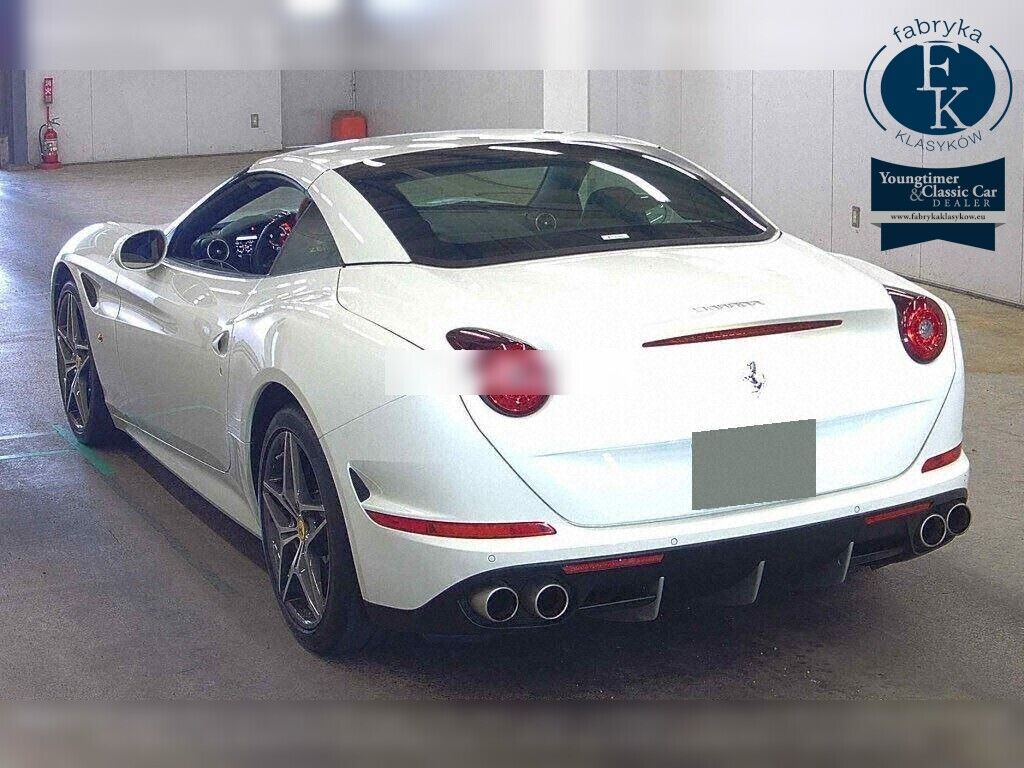 FERRARI CALIFORNIA T