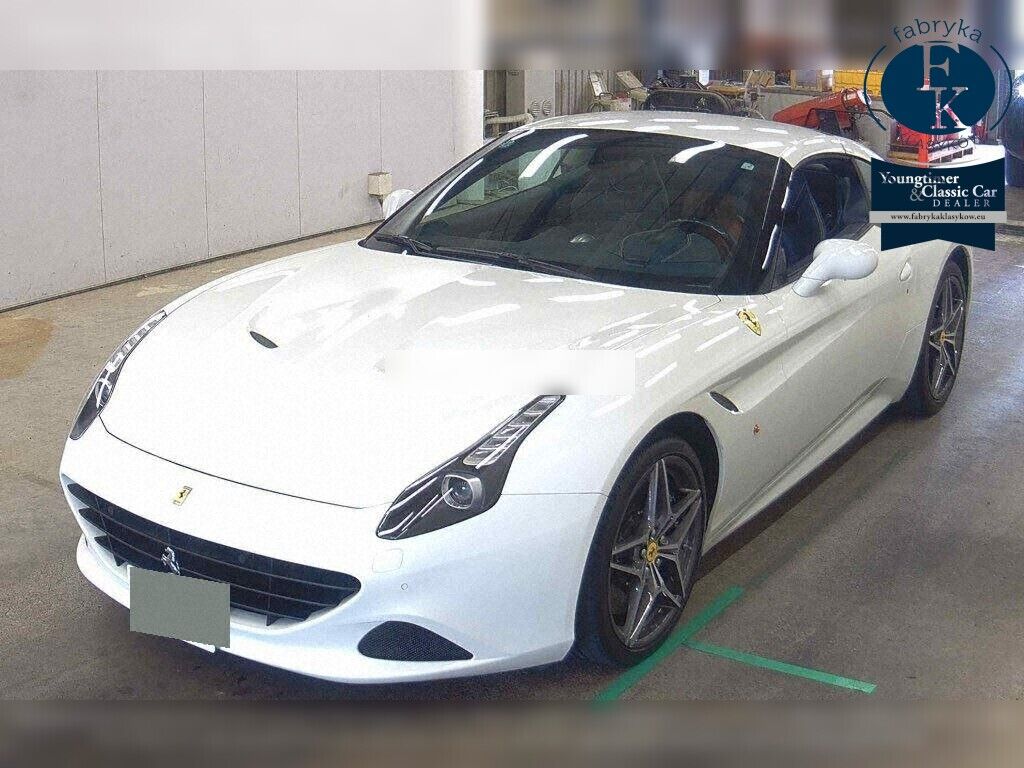 FERRARI CALIFORNIA T
