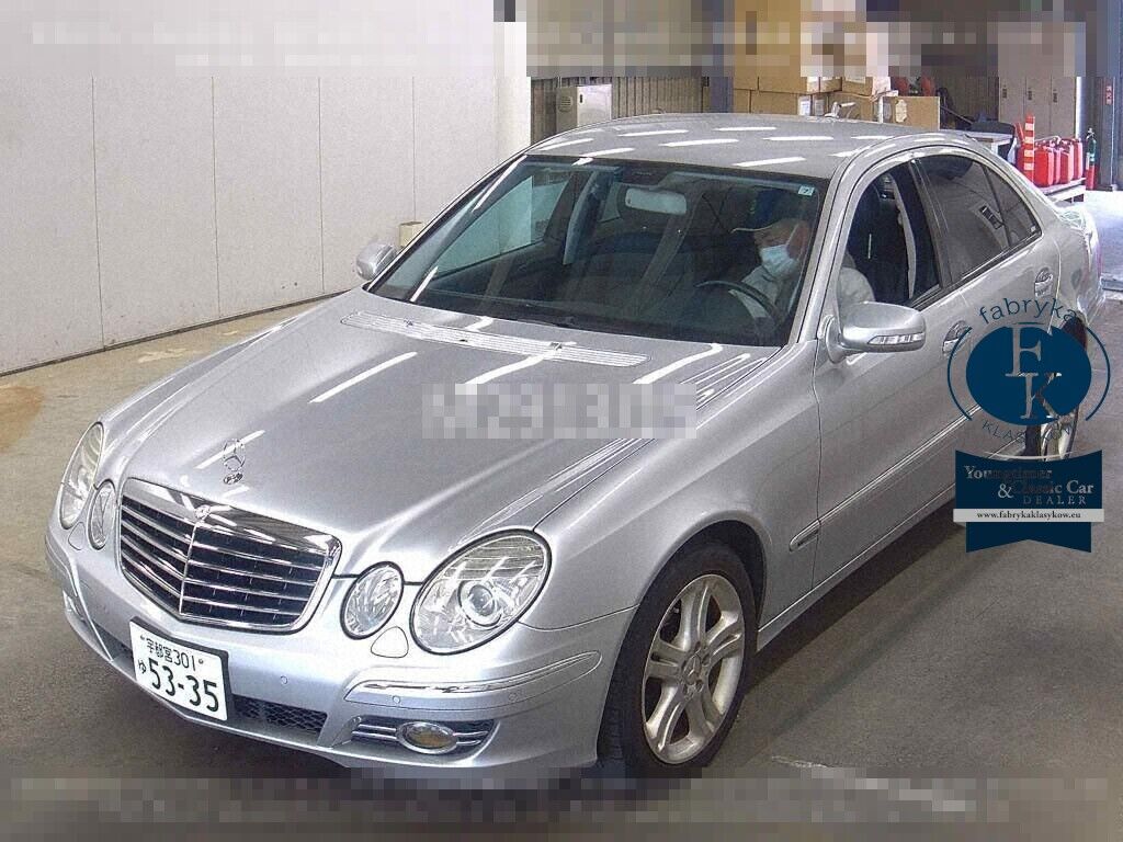 MERCEDES BENZ E-CLASS 4D 4WD  E350 4MATIC AVANTGARDE