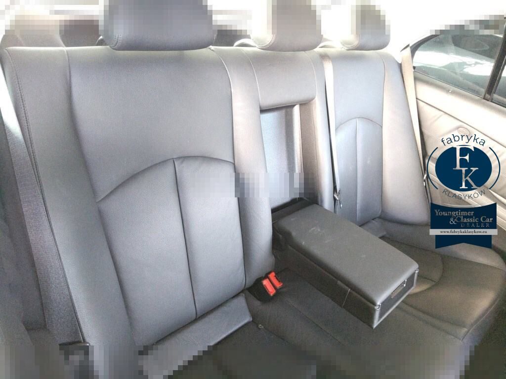 MERCEDES BENZ E-CLASS 4D 4WD  E350 4MATIC AVANTGARDE