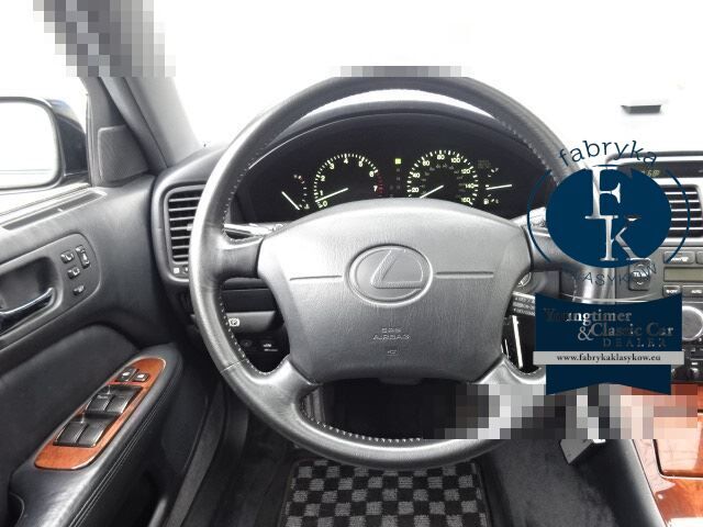 LEXUS LS400  BASE GRADE