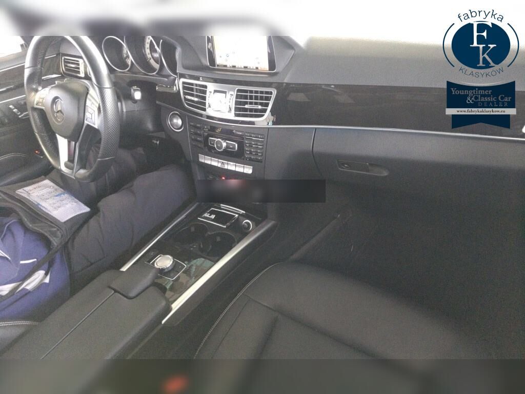MERCEDES BENZ E-CLASS 4D 4WD  E300 4MATIC AVANTGARDE AMG SPORTS P