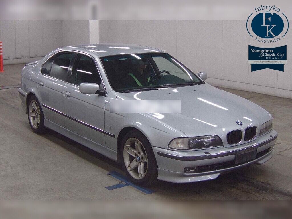 BMW 5 SERIES 4D  528I