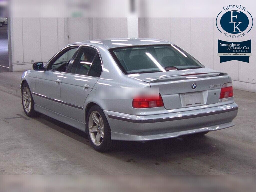 BMW 5 SERIES 4D  528I