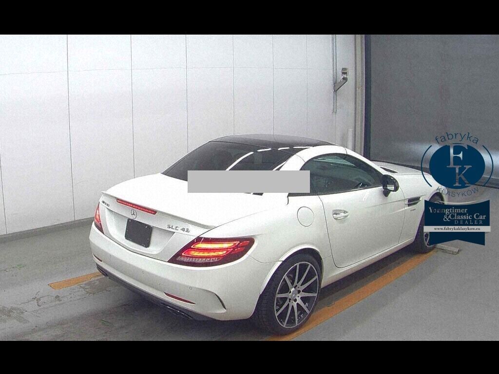 MERCEDES AMG SLC  SLC43