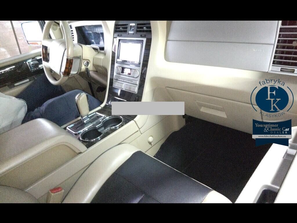 LINCOLN NAVIGATOR 4WD LIMITED EDITION