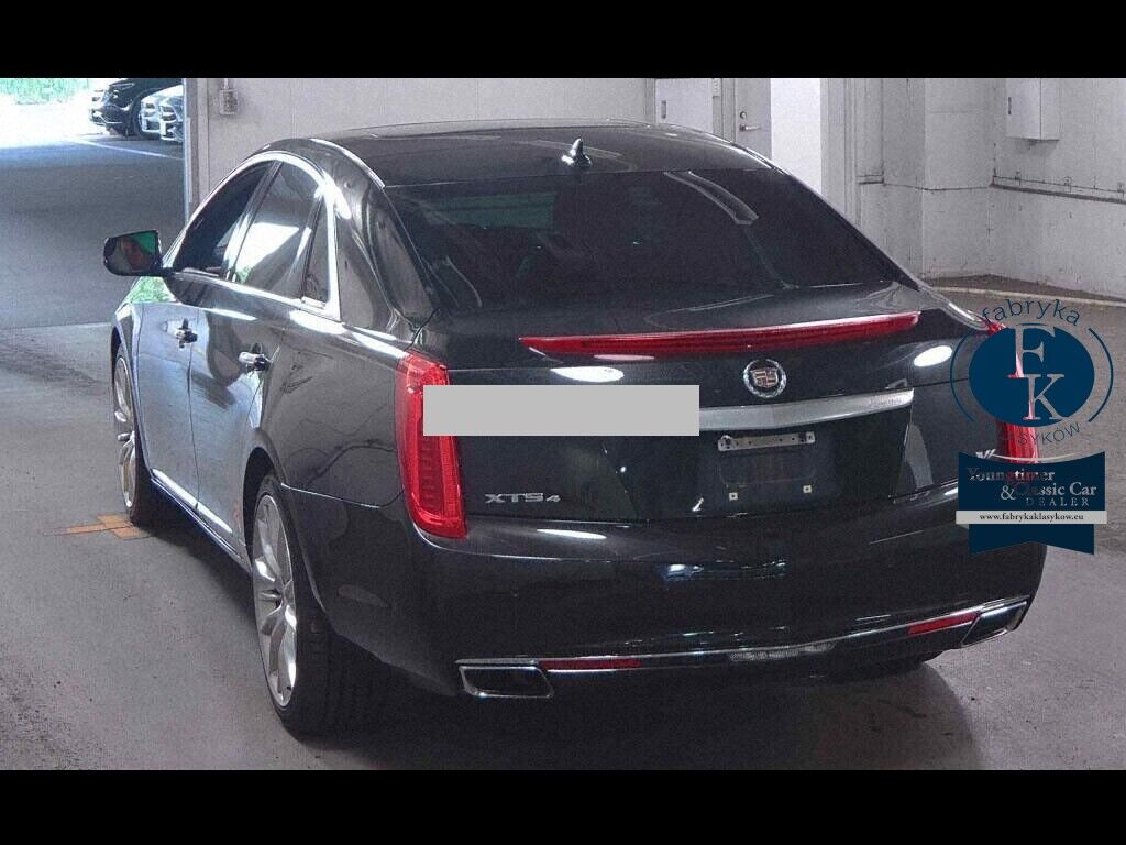 CADILLAC XTS PLATINUM