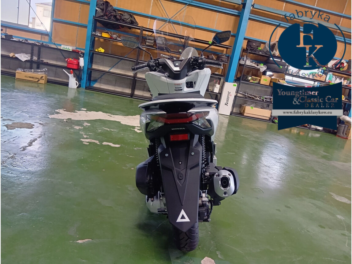 HONDA PCX