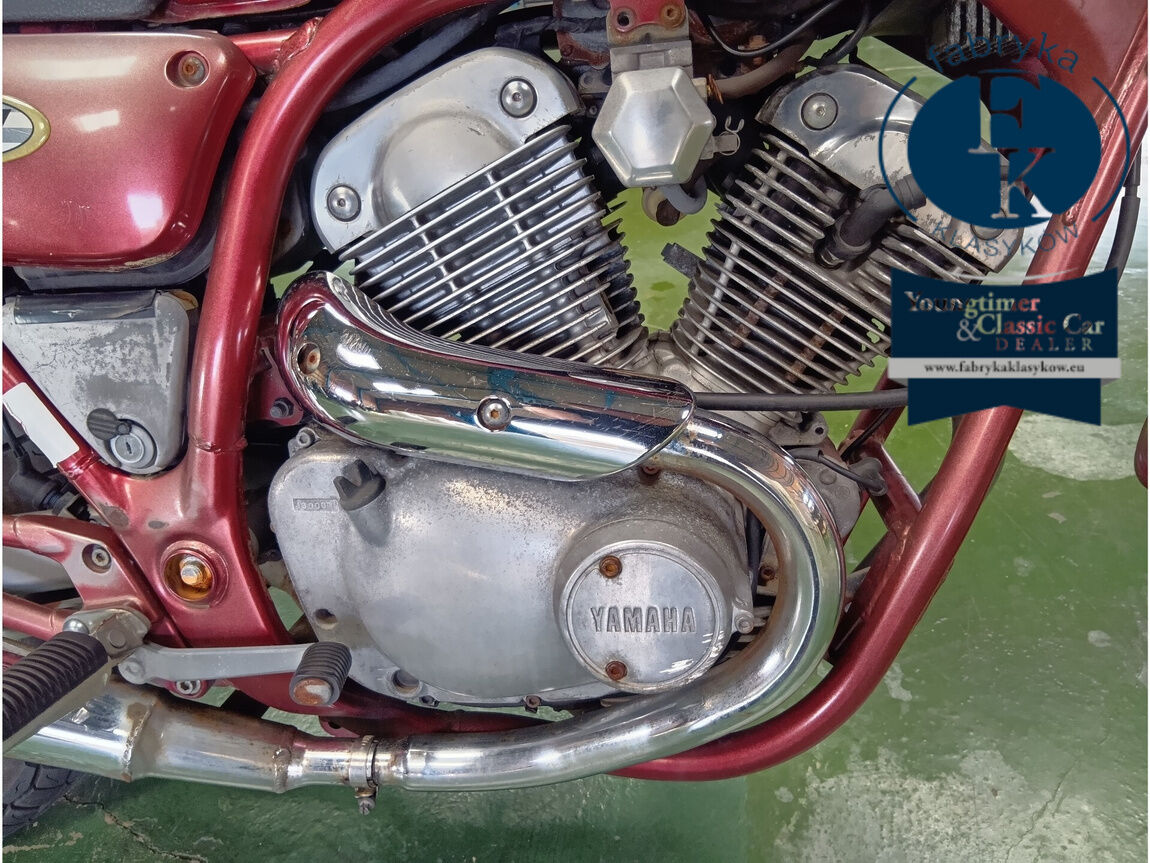 YAMAHA SRV250