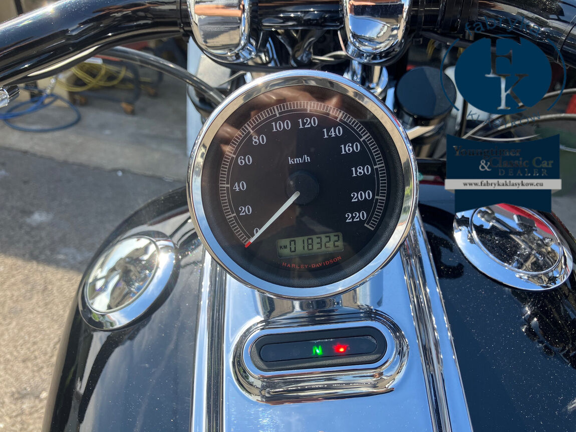 HARLEY-DAVIDSON FXCWC