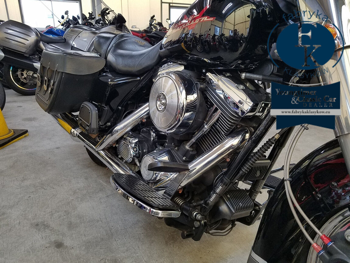 HARLEY-DAVIDSON FLHR1340