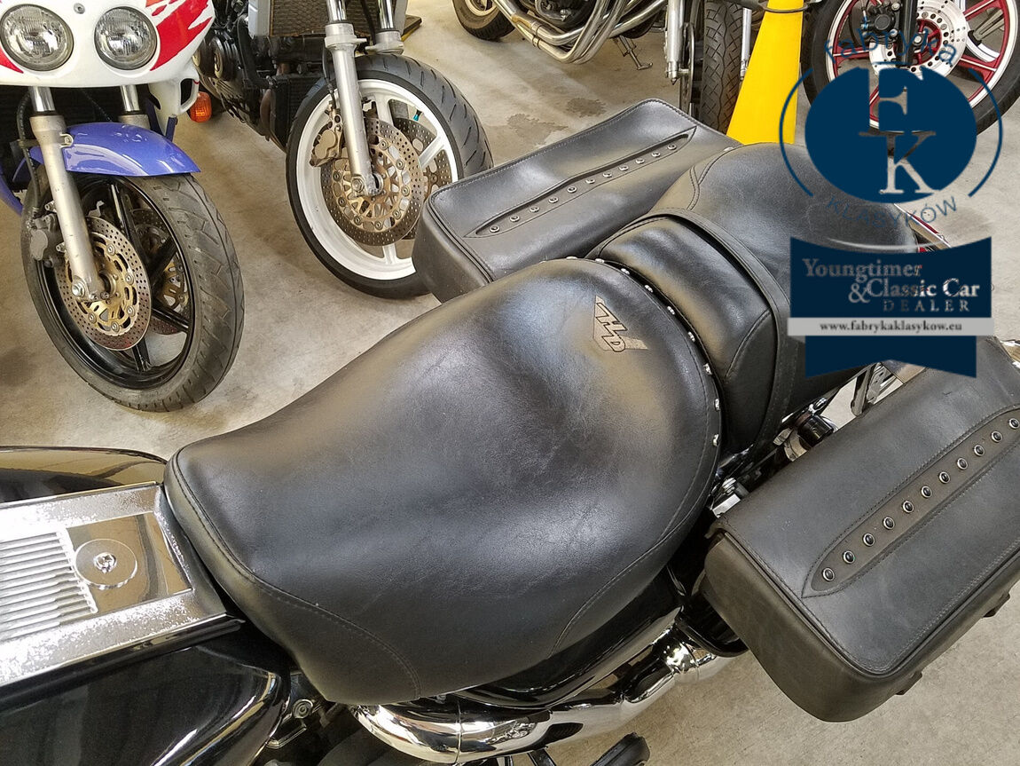HARLEY-DAVIDSON FLHR1340