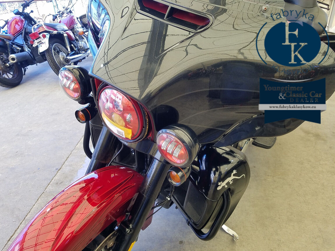 HARLEY-DAVIDSON FLHTK TC