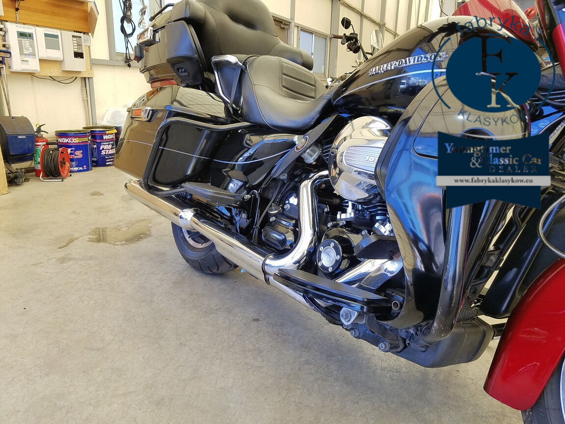 HARLEY-DAVIDSON FLHTK TC