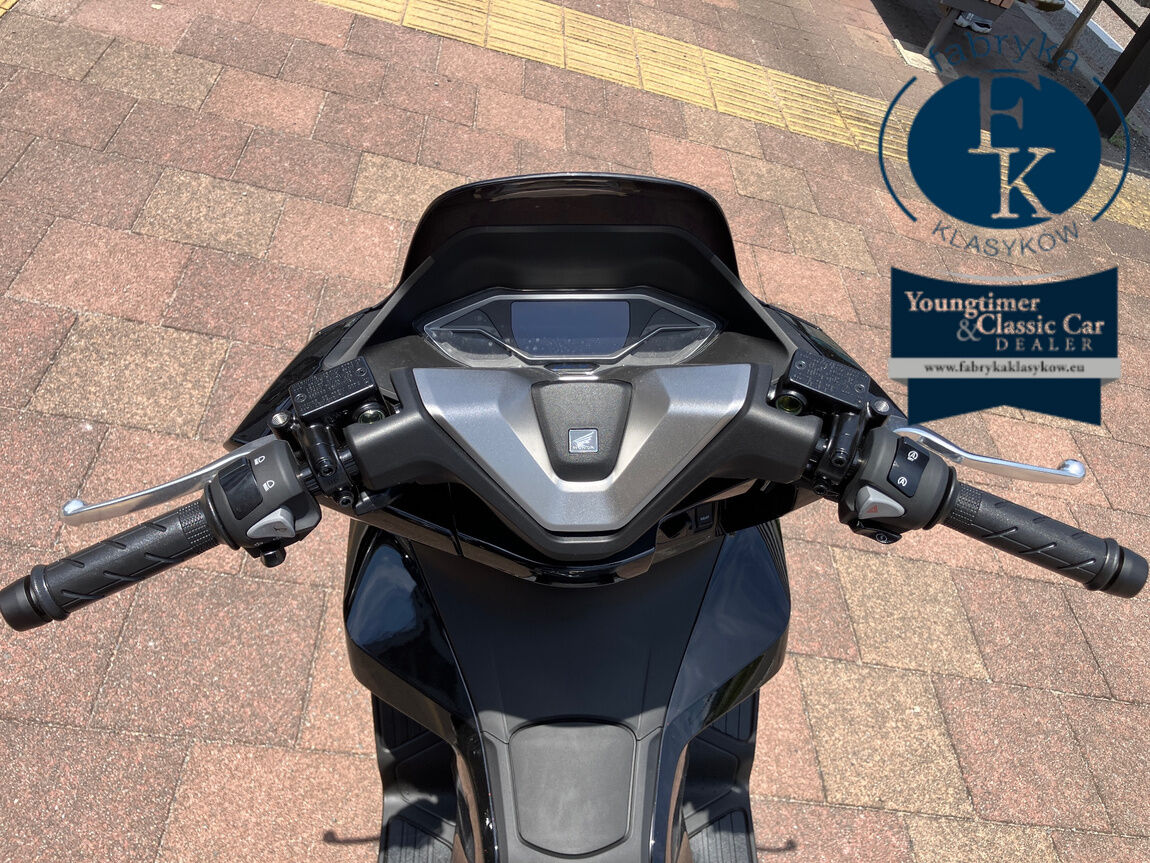 HONDA PCX