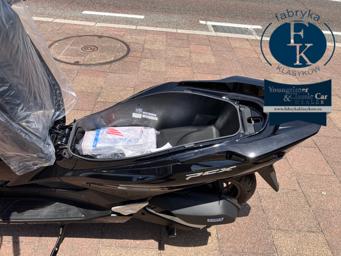HONDA PCX
