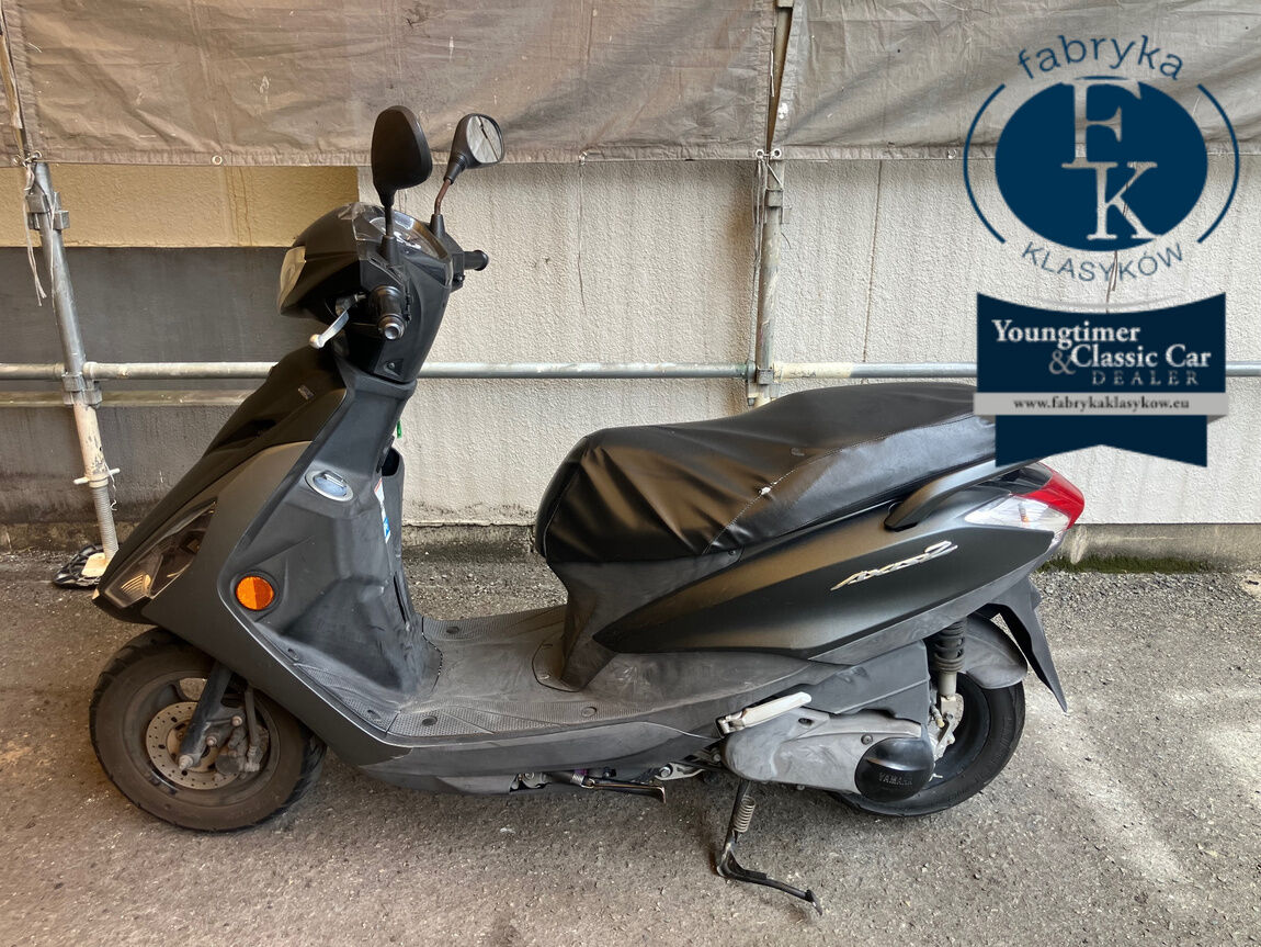 YAMAHA AXIS Z