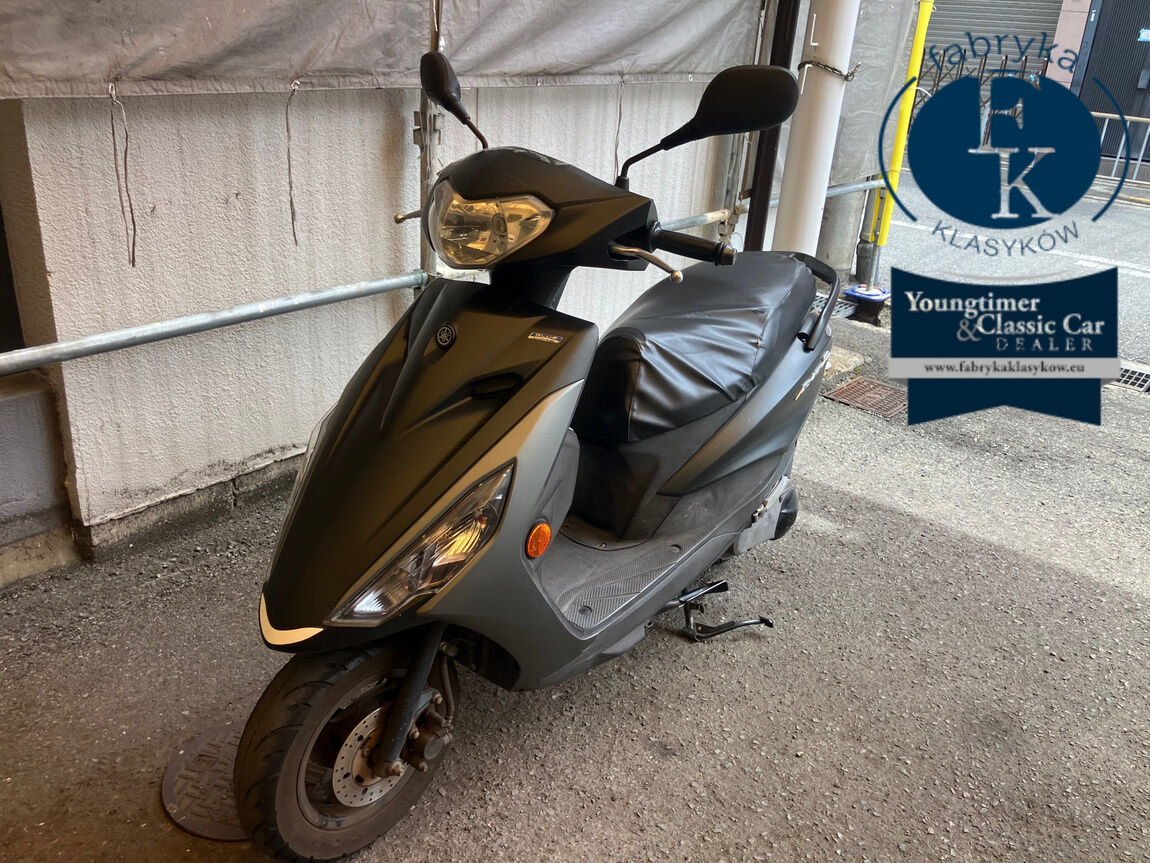 YAMAHA AXIS Z