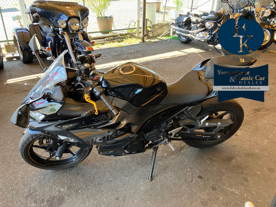 KAWASAKI Ninja 250