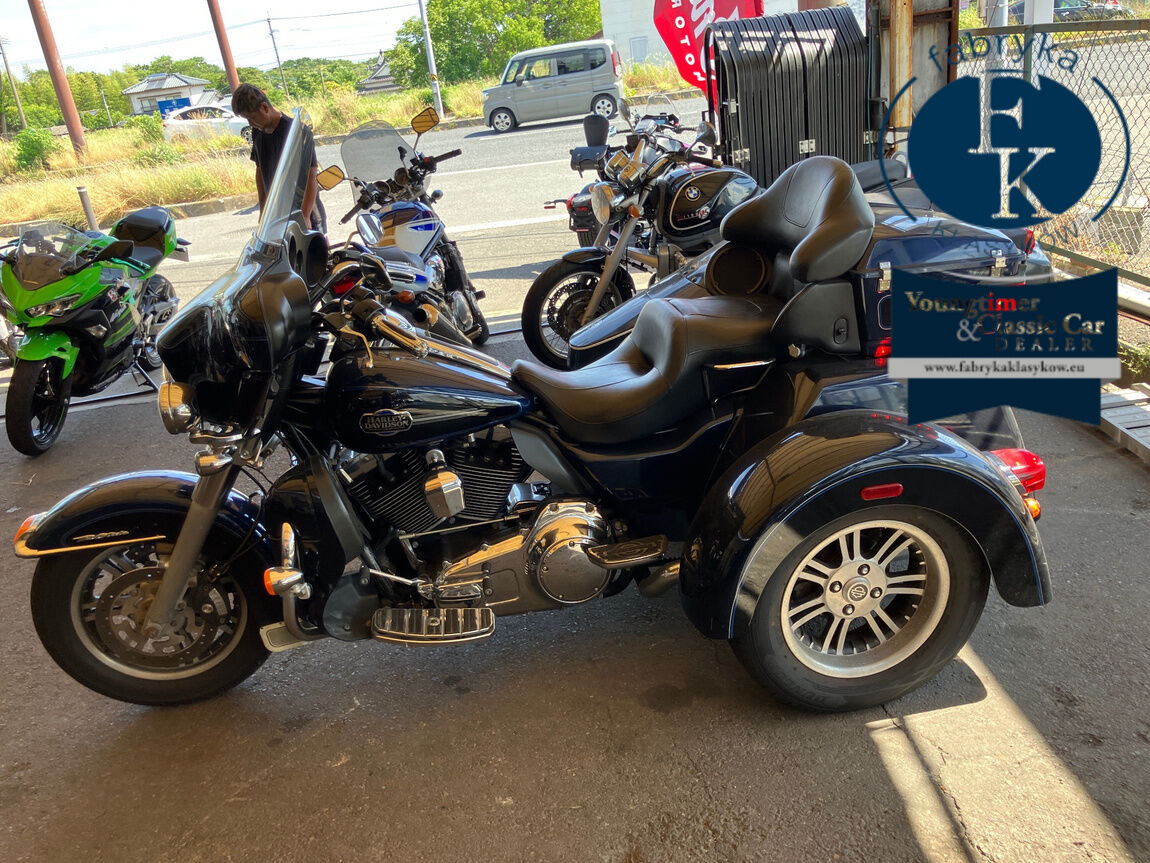 HARLEY-DAVIDSON FLHTCU