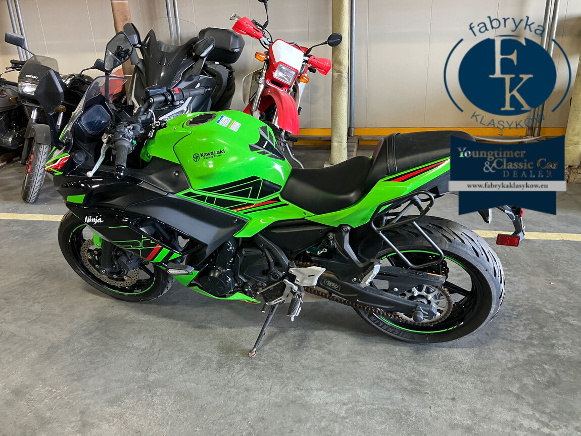 KAWASAKI Ninja 650