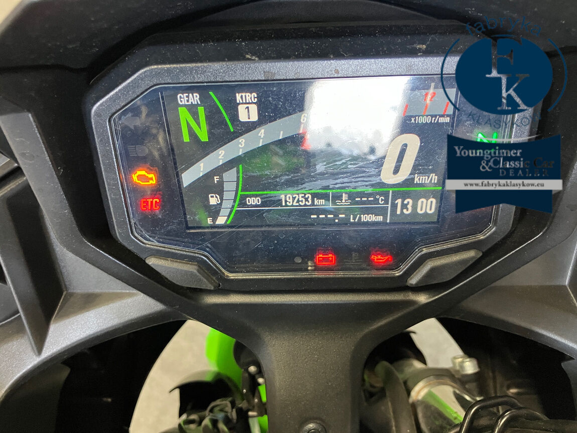 KAWASAKI Ninja 650